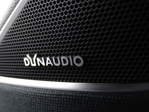 Volkswagen Touareg 3.0 TSi eHybr 462PK 4M R-Line / Highline / 2024 / LED