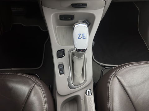 Renault ZOE R90 Bose 41 kWh (Inclusive-Battery) [ 3-Fase ] {SOH-85%} Aut.*LUXURY-LEATHER | BOSE-AUDIO | NAVI-FULLMAP | FULL-LED | DIGI-COCKPIT | CRUISE | ECC | PDC | PRIVACY-GLASS | HEATED-COMFORTSEATS | 16"ALU*