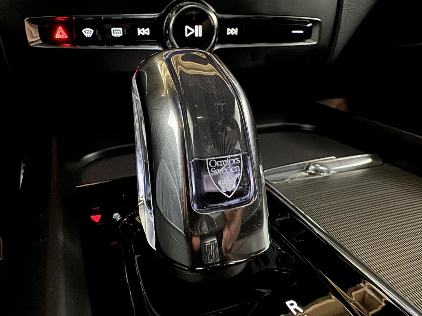 Volvo XC60 2.0 T8 Twin Engine AWD R-Design Luchtv. Pano H/K HUD 360°