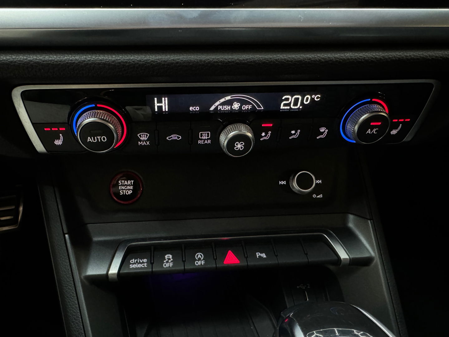 Audi RSQ3 Sportback 2.5 TFSI Quattro Pano|B&O|Keyles|Trekhaak