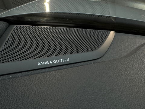 Audi RSQ3 Sportback 2.5 TFSI Quattro Pano|B&O|Keyles|Trekhaak