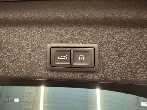 Audi RSQ3 Sportback 2.5 TFSI Quattro Pano|B&O|Keyles|Trekhaak