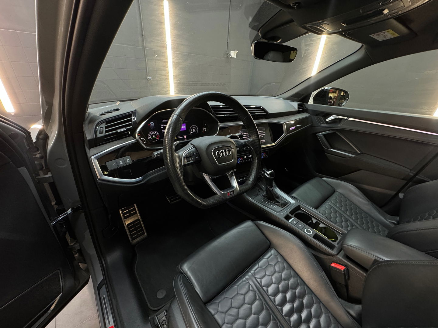 Audi RSQ3 Sportback 2.5 TFSI Quattro Pano|B&O|Keyles|Trekhaak
