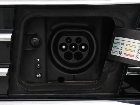 Volkswagen Passat 1.4 TSI PHEV GTE | Stoelverwarming | Adaptive cruise | Carplay | Navigatie | 18'' | Matrix LED | Parkeerhulp | Bluetooth | Plug In