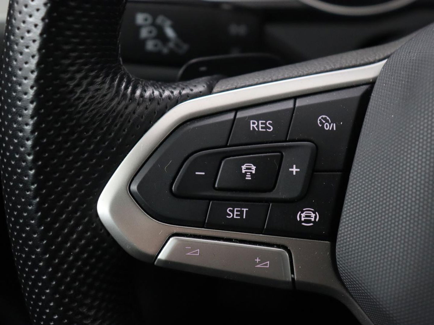 Volkswagen Passat 1.4 TSI PHEV GTE | Stoelverwarming | Adaptive cruise | Carplay | Navigatie | 18'' | Matrix LED | Parkeerhulp | Bluetooth | Plug In