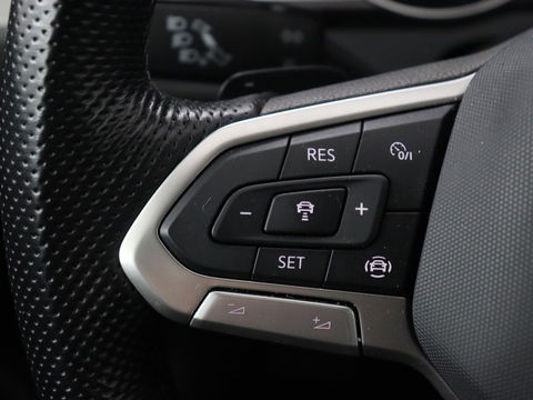 Volkswagen Passat 1.4 TSI PHEV GTE | Stoelverwarming | Adaptive cruise | Carplay | Navigatie | 18'' | Matrix LED | Parkeerhulp | Bluetooth | Plug In