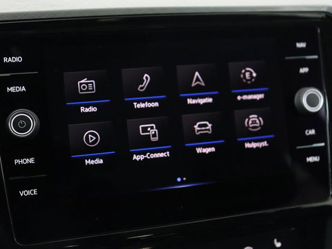 Volkswagen Passat 1.4 TSI PHEV GTE | Stoelverwarming | Adaptive cruise | Carplay | Navigatie | 18'' | Matrix LED | Parkeerhulp | Bluetooth | Plug In