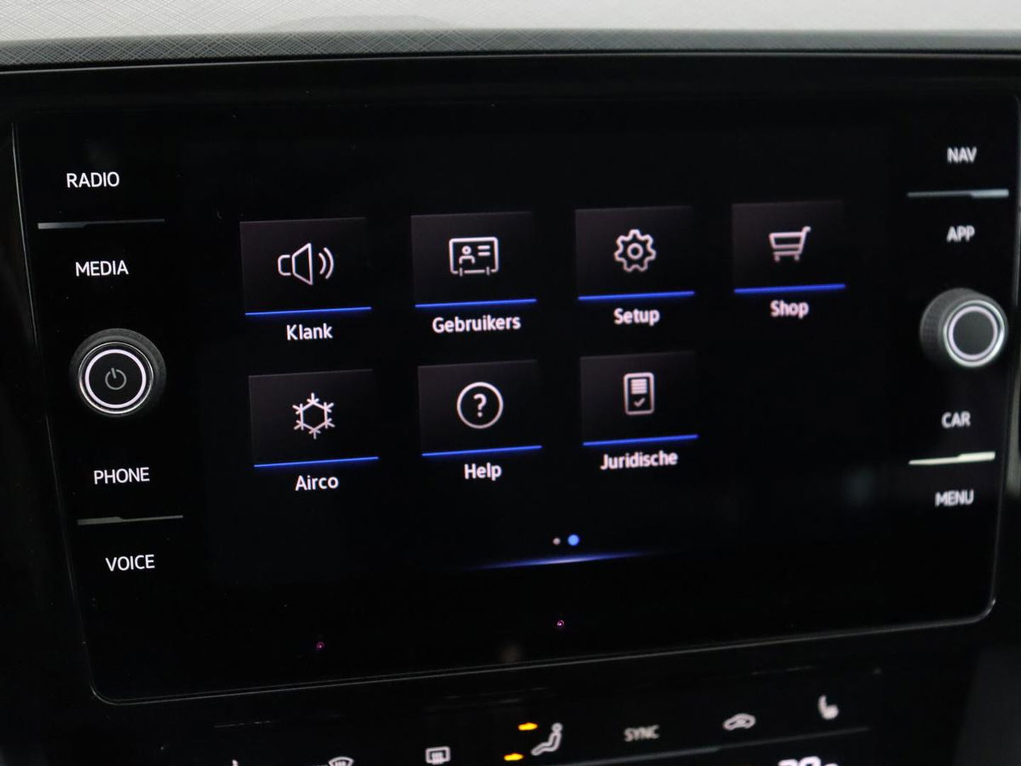 Volkswagen Passat 1.4 TSI PHEV GTE | Stoelverwarming | Adaptive cruise | Carplay | Navigatie | 18'' | Matrix LED | Parkeerhulp | Bluetooth | Plug In