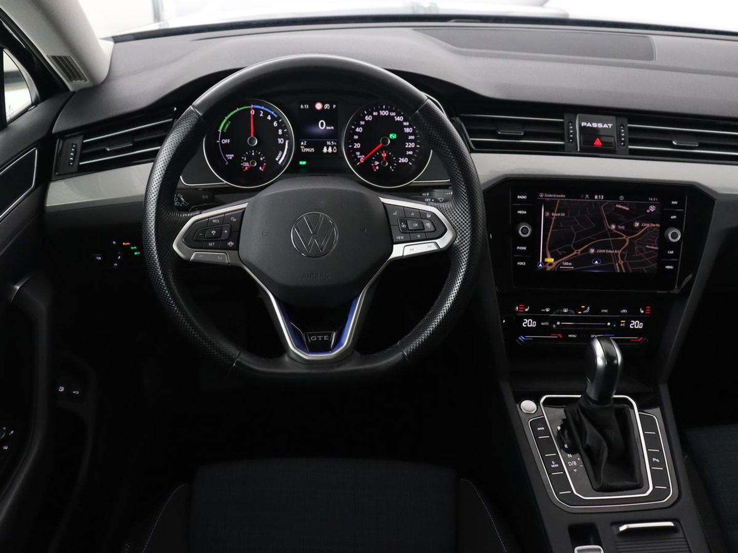 Volkswagen Passat 1.4 TSI PHEV GTE | Stoelverwarming | Adaptive cruise | Carplay | Navigatie | 18'' | Matrix LED | Parkeerhulp | Bluetooth | Plug In