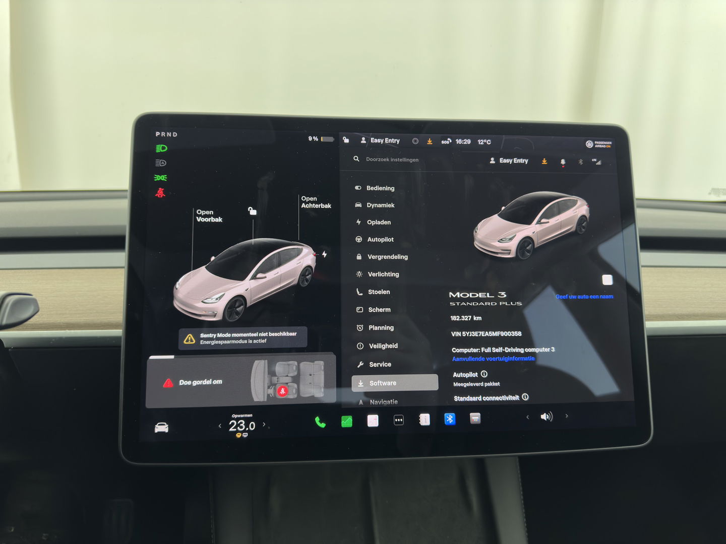 Tesla Model 3 Standard RWD Plus 60 kWh [ 3-Fase ] (INCL-BTW) Aut. *PANO | AUTO-PILOT | LEATHER | KEYLESS | FULL-LED | MEMORY-PACK | TOP-VIEW | DAB | CARPLAY | DIGI-COCKPIT | LANE-ASSIST | COMFORT-SEATS | 18"ALU*