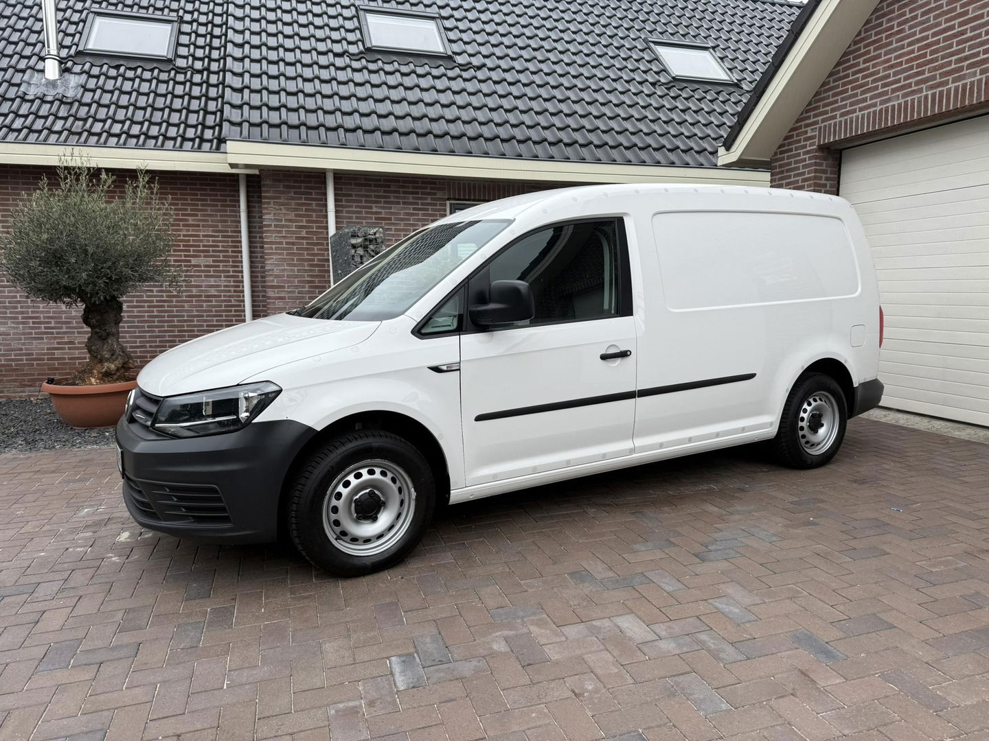 Volkswagen Caddy 2.0 TDI L2H1 Maxi Highline Sortimo serviceauto