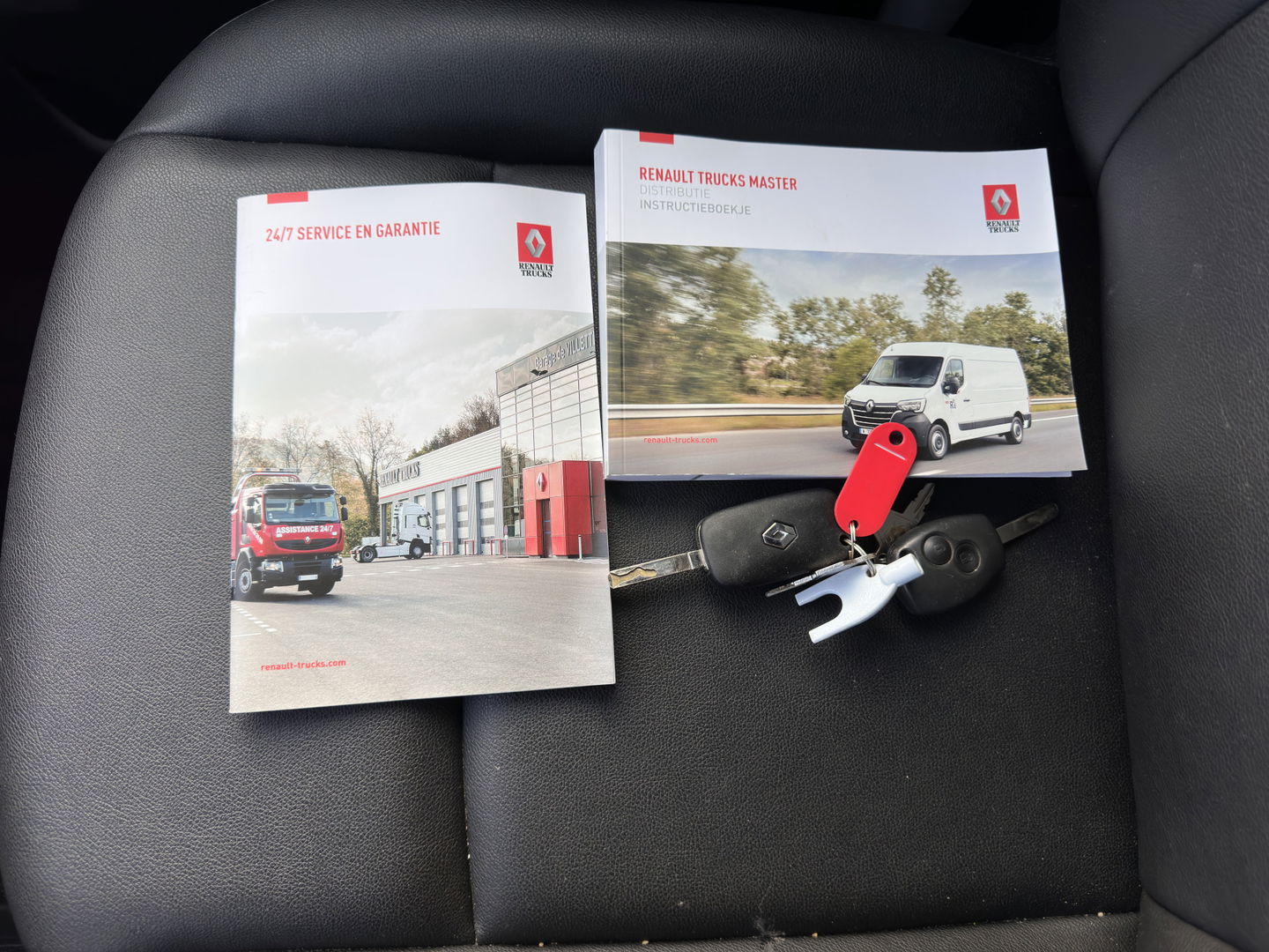 Renault Master T35 2.3 dCi 150 L3 Energy Aut. *AIRCO | CRUISE | CAMERA | COMFORT-SEATS | AIRPRESSURE-SEAT | RADIO-CD/MP3 *