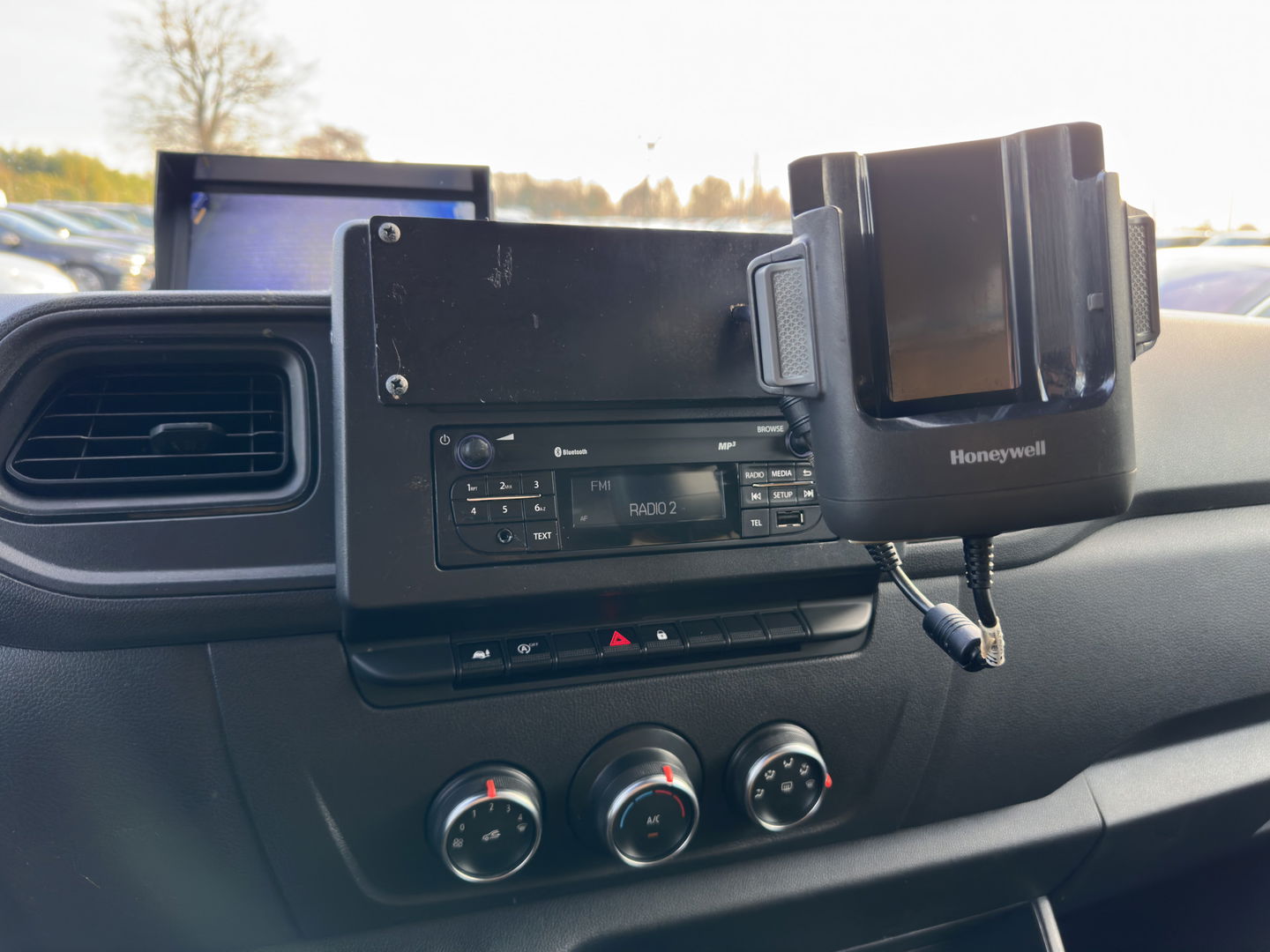 Renault Master T35 2.3 dCi 150 L3 Energy Aut. *AIRCO | CRUISE | CAMERA | COMFORT-SEATS | AIRPRESSURE-SEAT | RADIO-CD/MP3 *