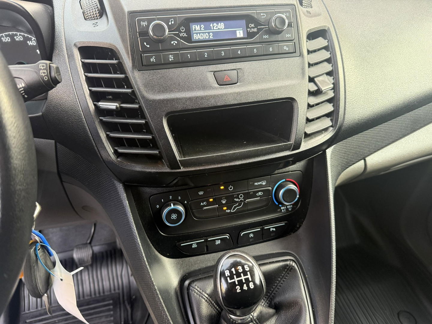 Ford Transit Connect 1.5 EcoBlue L2 47222 km apk nap airco cruise