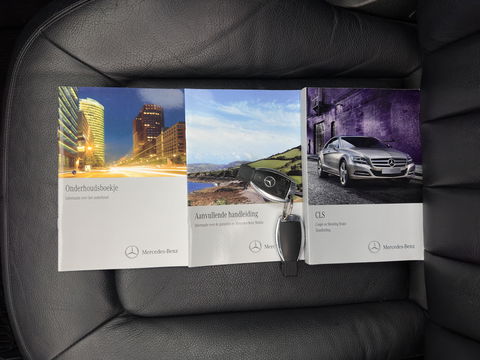 Mercedes-Benz CLS-Klasse Shooting Brake 250 CDI Aut. *PANO | LEATHER | FULL-LED | HEATED-COMFORTSEATS | NAVI-FULLMAP | ECC | PDC | CRUISE | SHIFT-PADDLES | AMBIENT-LIGHT |  19''ALU*