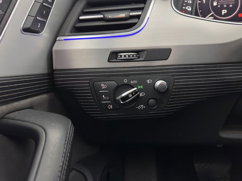 Audi Q7 3.0 TDI e-tron Quattro Premium (Plug-in) Aut. *PANO | HEAD-UP | NIGHT-VISION | LEATHER | AIR-SUSPENSION |  MATRIX-LED | TOP-VIEW | DIGI-COCKPIT | ADAPTIVE-CRUISE | BLIND-SPOT | AMBIENT-LIGHT |  VENTILATED-SEATS | NAVI-FULLMAP | ...