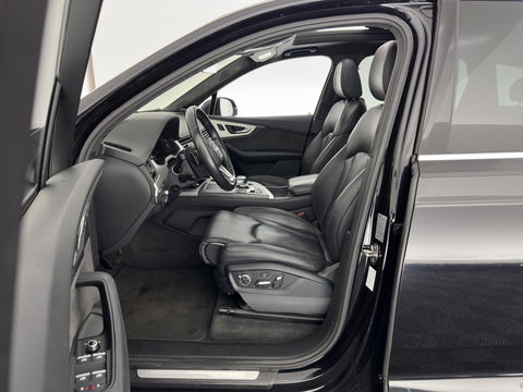 Audi Q7 3.0 TDI e-tron Quattro Premium (Plug-in) Aut. *PANO | HEAD-UP | NIGHT-VISION | LEATHER | AIR-SUSPENSION |  MATRIX-LED | TOP-VIEW | DIGI-COCKPIT | ADAPTIVE-CRUISE | BLIND-SPOT | AMBIENT-LIGHT |  VENTILATED-SEATS | NAVI-FULLMAP | ...