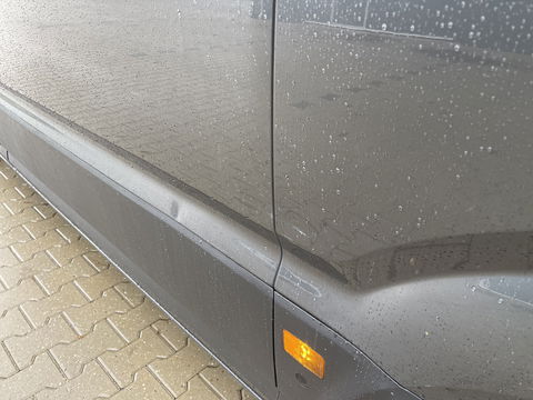 Volkswagen Crafter 35 2.0 TDI 140pk automaat L3H3 ( voorheen L2H2 ) Trendline / vaste prijs rijklaar € 16.950 ex btw / lease vanaf € 285 / grijs metallic / airco / cruise / pdc rondom / trekhaak / imperial