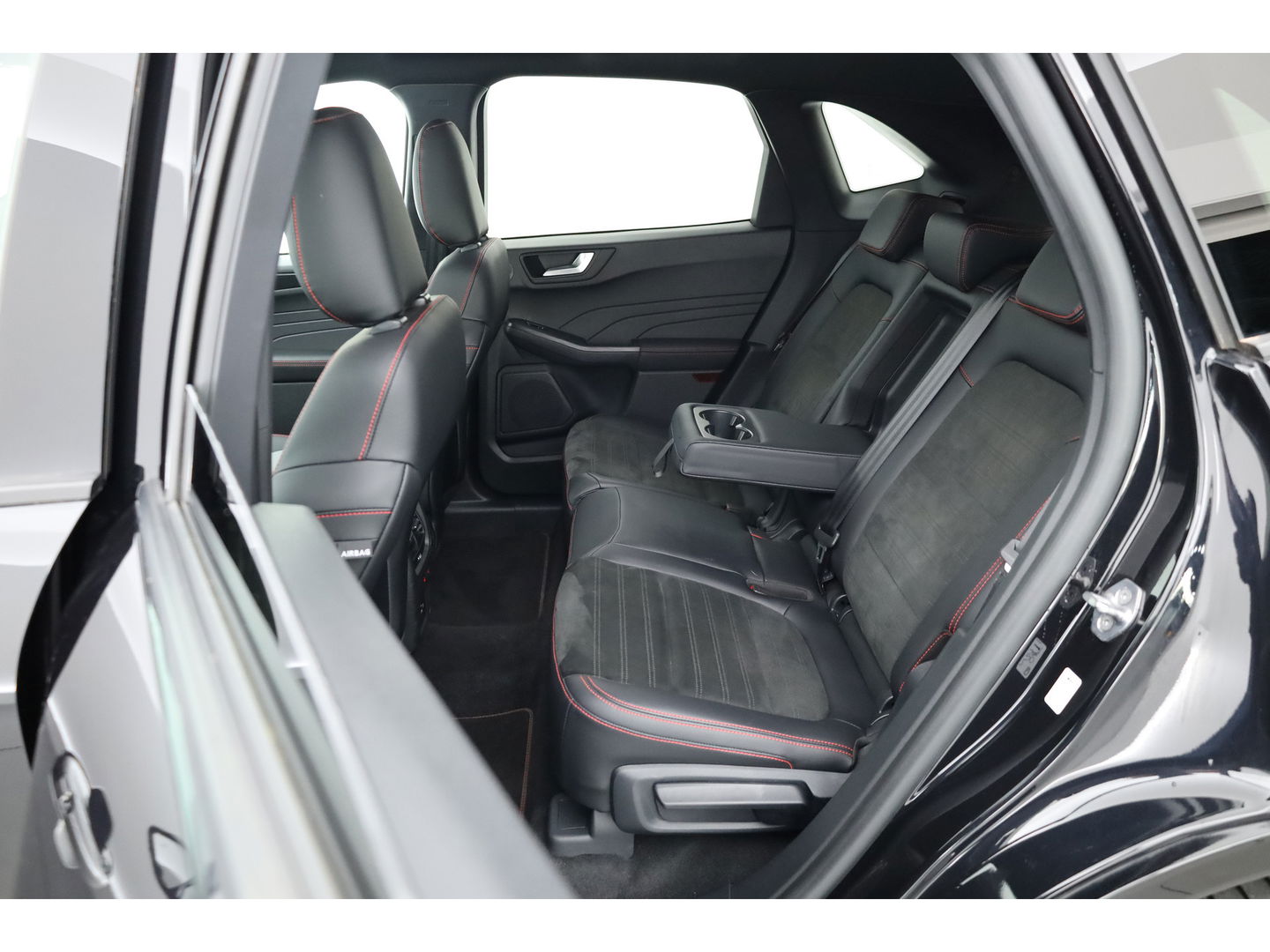 Ford Kuga 2.5 PHEV ST-Line X | Winter Pack | Dig. Cockpit | HUD | B&O Audio | Keyless | Adapt. Cruise | CarPlay | Camera | 19''