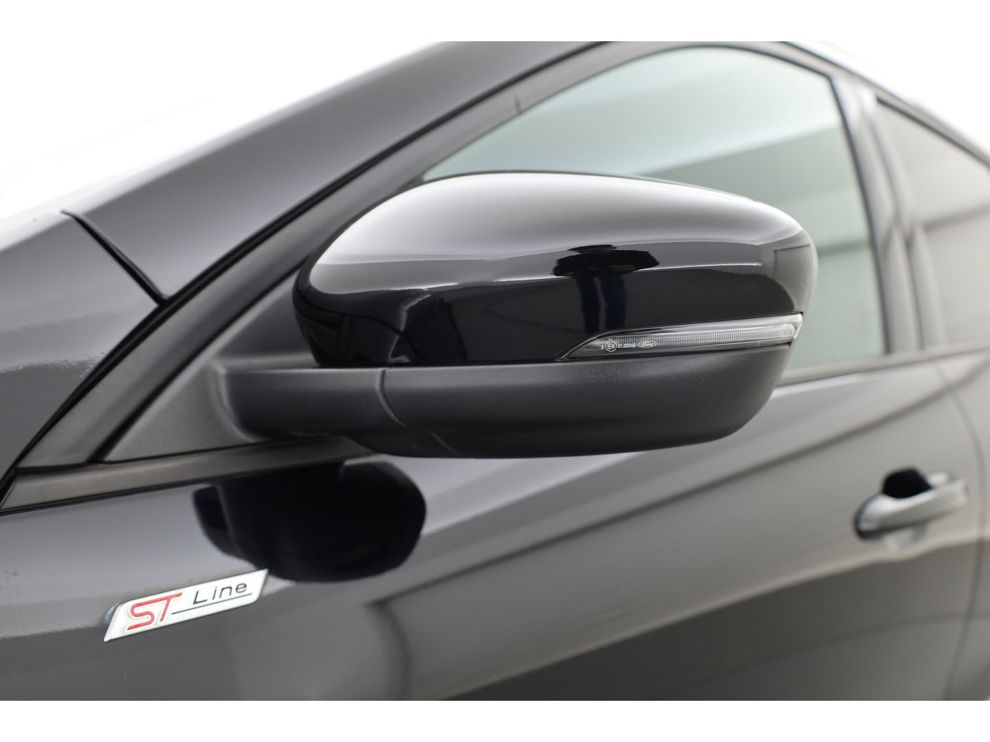 Ford Kuga 2.5 PHEV ST-Line X | Winter Pack | Dig. Cockpit | HUD | B&O Audio | Keyless | Adapt. Cruise | CarPlay | Camera | 19''