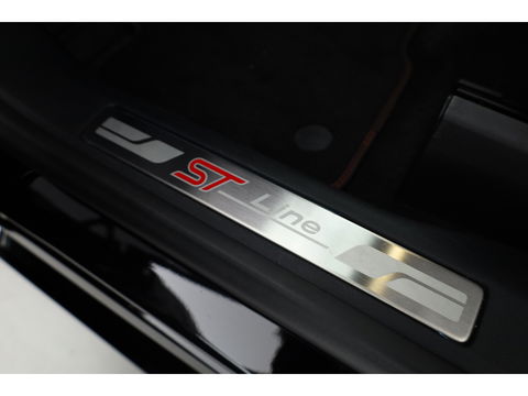 Ford Kuga 2.5 PHEV ST-Line X | Winter Pack | Dig. Cockpit | HUD | B&O Audio | Keyless | Adapt. Cruise | CarPlay | Camera | 19''