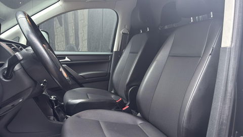 Volkswagen Caddy 2.0 TDI Zwart Airco Cruise PDC Leer Marge ( BTW VRIJ)