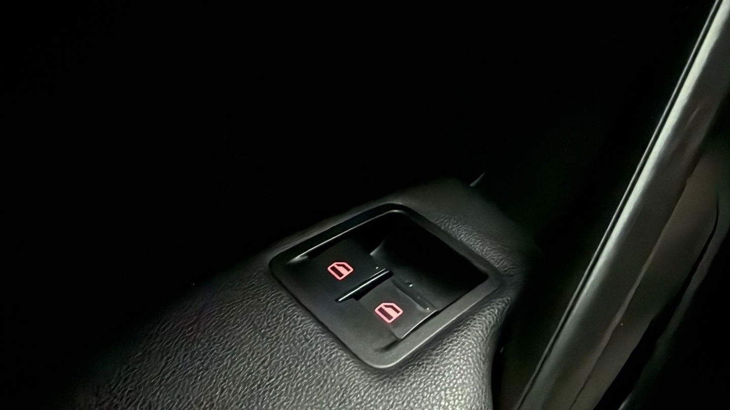 Volkswagen Caddy 2.0 TDI Zwart Airco Cruise PDC Leer Marge ( BTW VRIJ)