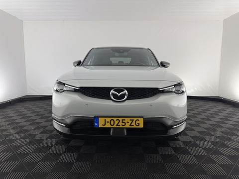Mazda MX-30 e-SkyActiv 145 First Edition 36 kWh (INCL-BTW) Aut.*LEATHER-MICROFIBRE | FULL-LED | NAVI-FULLMAP | KEYLESS | BLIND-SPOT |  ADAPTIVE-CRUISE | HEAD-UP | CAMERA | DIGI-COCKPIT | MEMORY-PACK | SHIFT-PADDLES | 18"ALU*