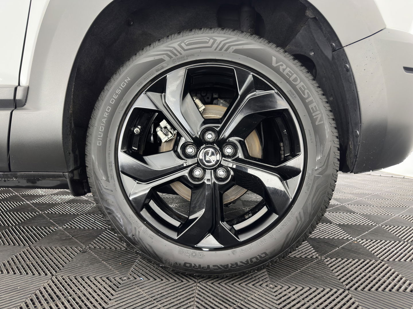 Mazda MX-30 e-SkyActiv 145 First Edition 36 kWh (INCL-BTW) Aut.*LEATHER-MICROFIBRE | FULL-LED | NAVI-FULLMAP | KEYLESS | BLIND-SPOT |  ADAPTIVE-CRUISE | HEAD-UP | CAMERA | DIGI-COCKPIT | MEMORY-PACK | SHIFT-PADDLES | 18"ALU*