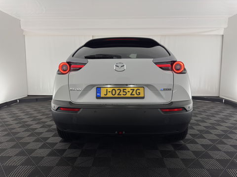 Mazda MX-30 e-SkyActiv 145 First Edition 36 kWh (INCL-BTW) Aut.*LEATHER-MICROFIBRE | FULL-LED | NAVI-FULLMAP | KEYLESS | BLIND-SPOT |  ADAPTIVE-CRUISE | HEAD-UP | CAMERA | DIGI-COCKPIT | MEMORY-PACK | SHIFT-PADDLES | 18"ALU*