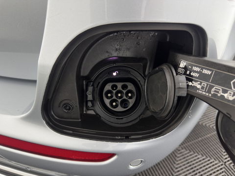 Mercedes-Benz E-Klasse Estate 300 de Luxury Line ( Plug-in ) (INCL-BTW) Aut. *LEATHER | FULL-LED | WIDESCREEN-COCKPIT | BLIND-SPOT | AMBIENT-LIGHT | HEATED-SPORTSEATS | CAMERA | DAB+ | NAVI-FULLMAP | PDC | ADAPTIVE-CRUISE | ECC | 18''ALU*