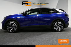 Volkswagen ID.4 First Max 77 kWh / Panoramadak / Matrix LED IQ.Light / Elektr. verstelbare voorstoelen + memory / HUD Augmented Reality / Rondomzichtcamera / Apple Carplay - Android Auto / Stoelverwarming / 21'' LMV / Keyless / Achteruitrijcamera / Navigatie / Stuurwielv