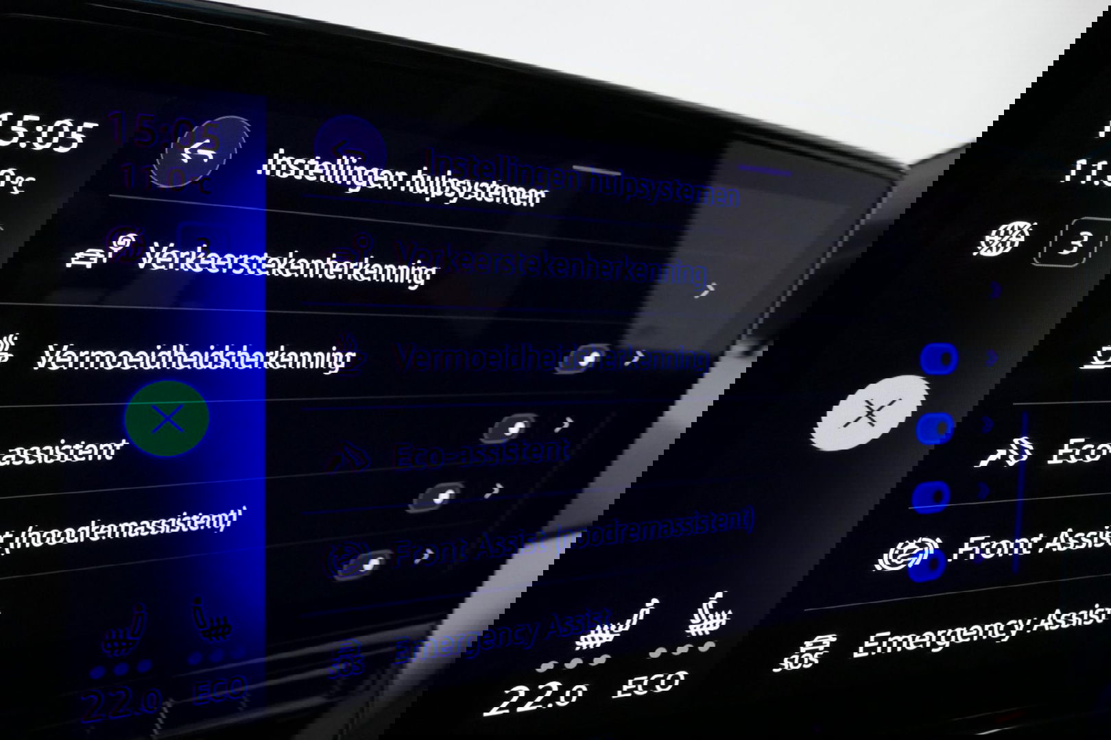 Volkswagen ID.4 First Max 77 kWh / Panoramadak / Matrix LED IQ.Light / Elektr. verstelbare voorstoelen + memory / HUD Augmented Reality / Rondomzichtcamera / Apple Carplay - Android Auto / Stoelverwarming / 21'' LMV / Keyless / Achteruitrijcamera / Navigatie / Stuurwielv