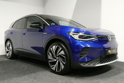 Volkswagen ID.4 First Max 77 kWh / Panoramadak / Matrix LED IQ.Light / Elektr. verstelbare voorstoelen + memory / HUD Augmented Reality / Rondomzichtcamera / Apple Carplay - Android Auto / Stoelverwarming / 21'' LMV / Keyless / Achteruitrijcamera / Navigatie / Stuurwielv