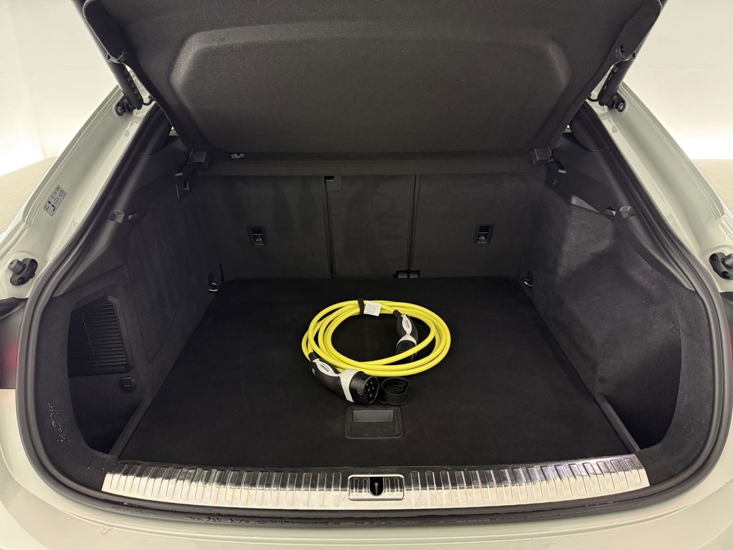 Audi Q3 Sportback 45 TFSI e S-Line | SOH 88% | Pano | Sfeer | Sonos | Virtual | Trekh. | Camera | Adap. Cruise | Stoelverw. | NAP