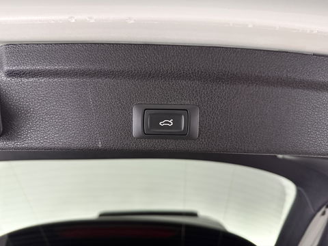 Audi Q3 Sportback 45 TFSI e S-Line | SOH 88% | Pano | Sfeer | Sonos | Virtual | Trekh. | Camera | Adap. Cruise | Stoelverw. | NAP