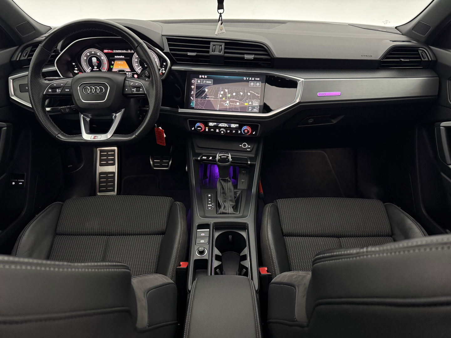 Audi Q3 Sportback 45 TFSI e S-Line | SOH 88% | Pano | Sfeer | Sonos | Virtual | Trekh. | Camera | Adap. Cruise | Stoelverw. | NAP