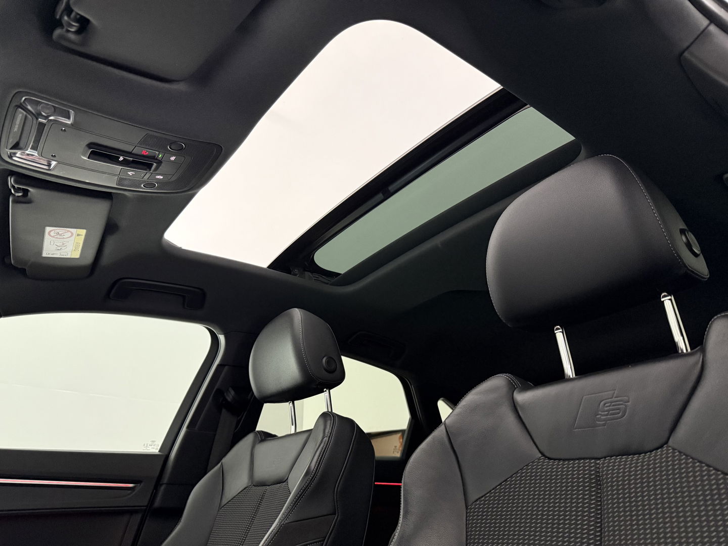 Audi Q3 Sportback 45 TFSI e S-Line | SOH 88% | Pano | Sfeer | Sonos | Virtual | Trekh. | Camera | Adap. Cruise | Stoelverw. | NAP