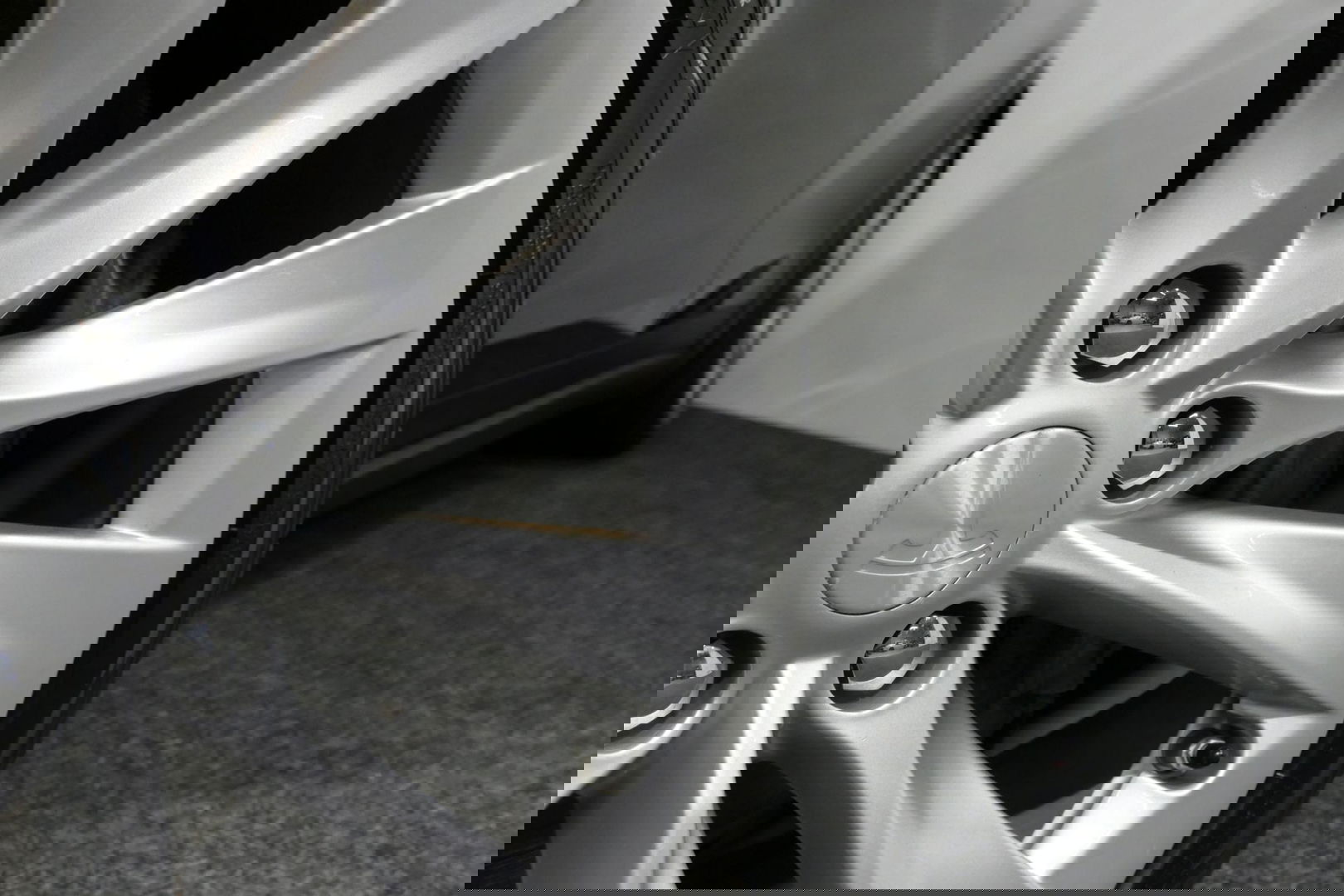 Tesla Model X Long Range / Lederen bekleding / Trekhaak / Autopilot / Carbon pakket / Camera / Stoelen+stuurwiel verwarming / Luchtvering