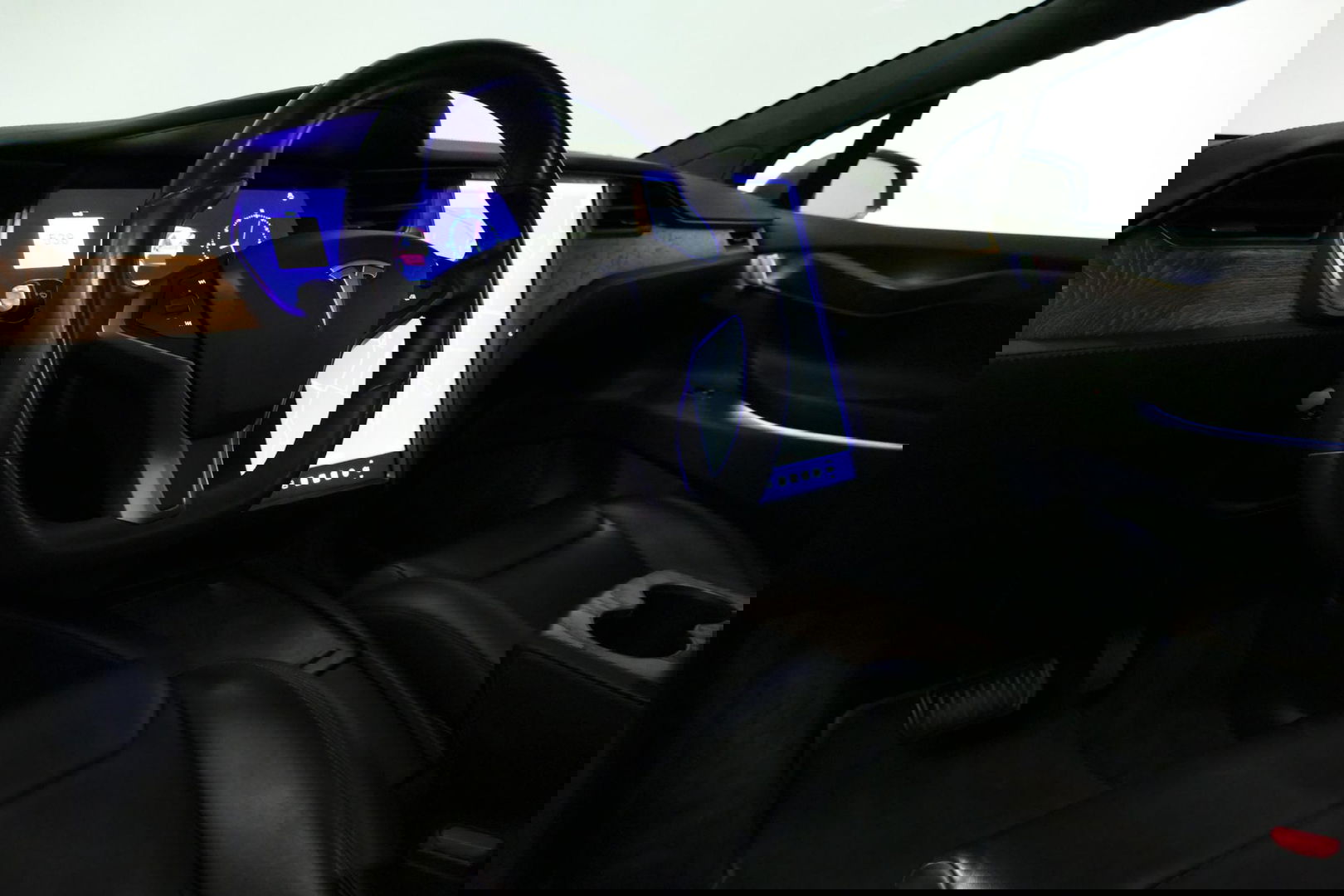 Tesla Model X Long Range / Lederen bekleding / Trekhaak / Autopilot / Carbon pakket / Camera / Stoelen+stuurwiel verwarming / Luchtvering