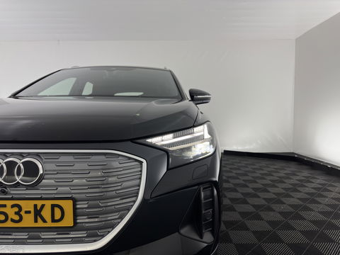 Audi Q4 e-tron 40 Launch Edition Advanced 77 kWh [ 3-Fase ] {SOH-88%} (INCL-BTW) *MATRIX-LED | NAVI-FULLMAP | KEYLESS | CAMERA | DIGI-COCKPIT | DAB | AMBIENT-LIGHT | HEATED-SPORTSEATS | TOWBAR | 19''ALU*