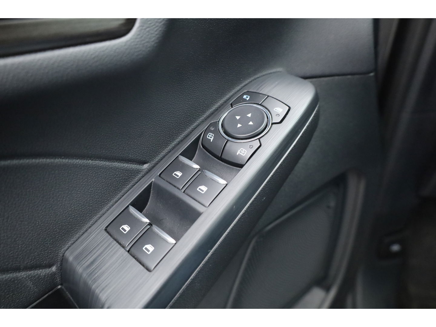 Ford Kuga 2.5 PHEV Vignale | Winterpack | Elek. Trekhaak | HUD | Keyless | B&O | CarPlay | Adapt. Cruise | Camera  | Leder | Elek. Bestuurderst.