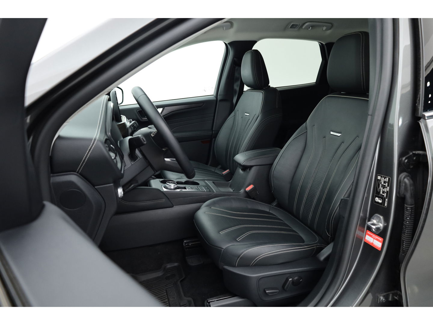 Ford Kuga 2.5 PHEV Vignale | Winterpack | Elek. Trekhaak | HUD | Keyless | B&O | CarPlay | Adapt. Cruise | Camera  | Leder | Elek. Bestuurderst.