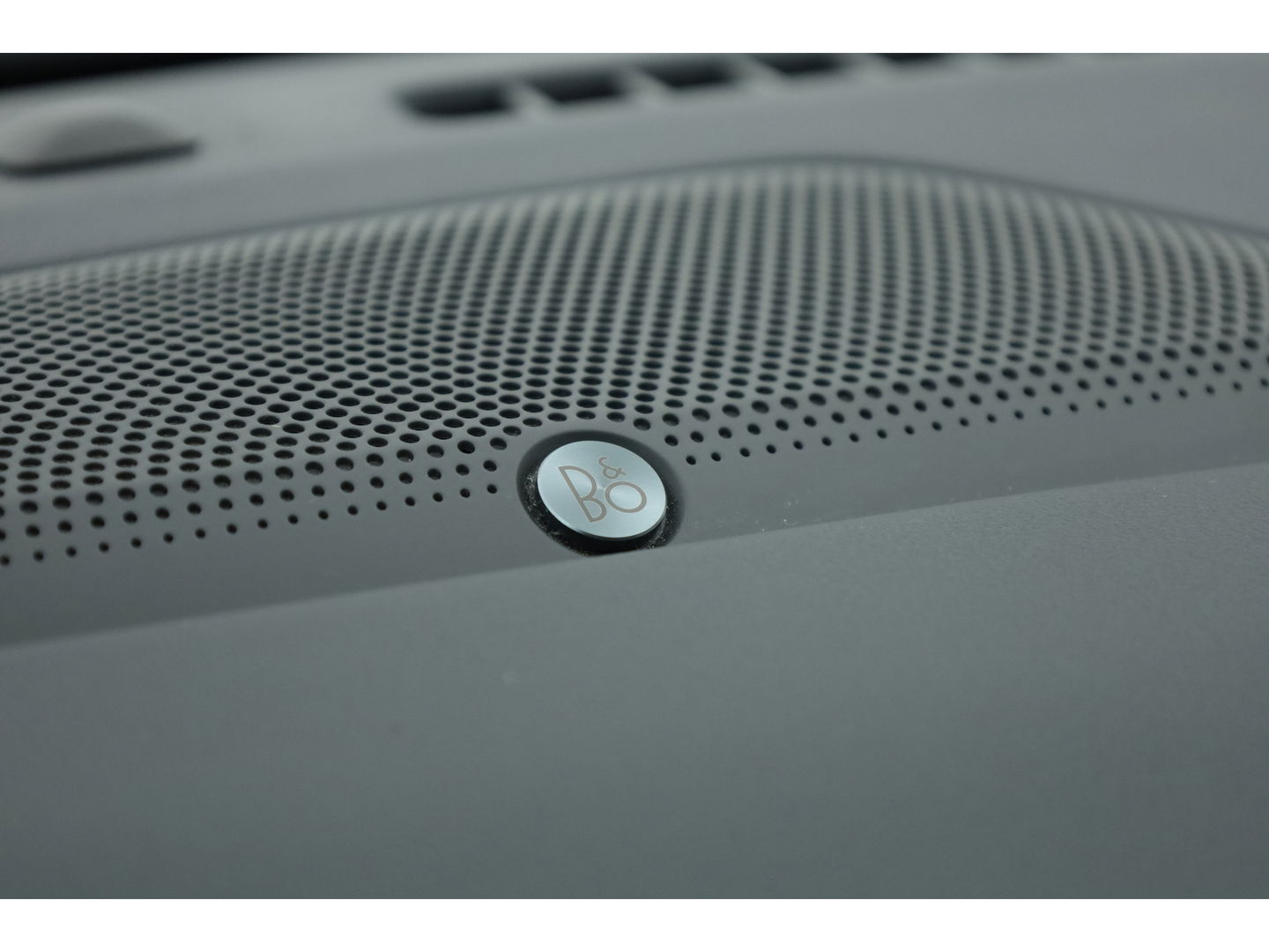 Ford Kuga 2.5 PHEV Vignale | Winterpack | Elek. Trekhaak | HUD | Keyless | B&O | CarPlay | Adapt. Cruise | Camera  | Leder | Elek. Bestuurderst.