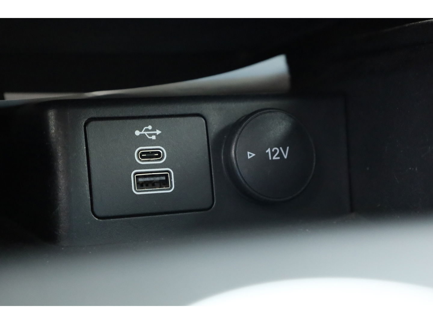 Ford Kuga 2.5 PHEV Vignale | Winterpack | Elek. Trekhaak | HUD | Keyless | B&O | CarPlay | Adapt. Cruise | Camera  | Leder | Elek. Bestuurderst.