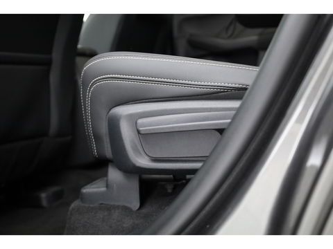 Ford Kuga 2.5 PHEV Vignale | Winterpack | Elek. Trekhaak | HUD | Keyless | B&O | CarPlay | Adapt. Cruise | Camera  | Leder | Elek. Bestuurderst.