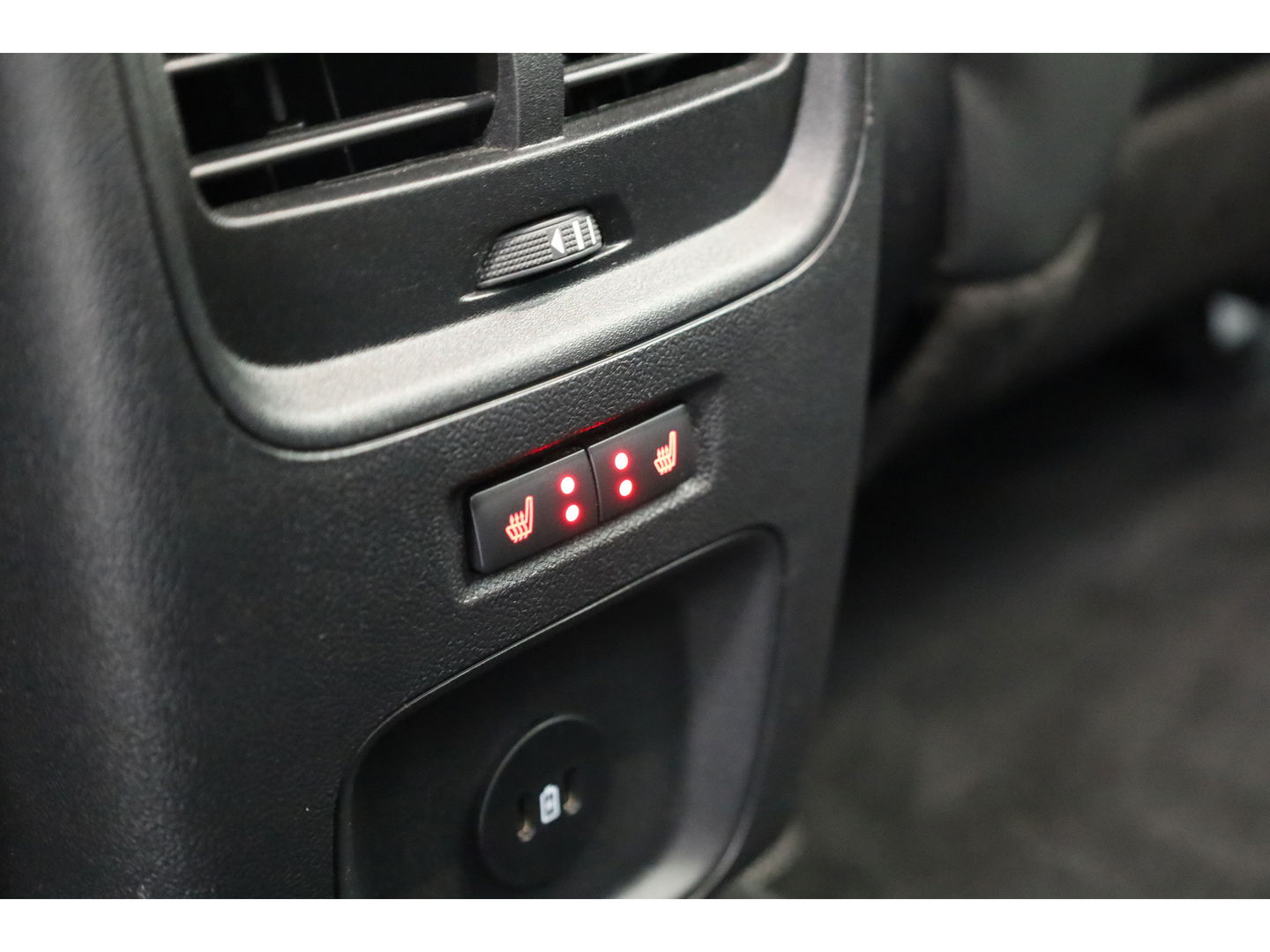 Ford Kuga 2.5 PHEV Vignale | Winterpack | Elek. Trekhaak | HUD | Keyless | B&O | CarPlay | Adapt. Cruise | Camera  | Leder | Elek. Bestuurderst.