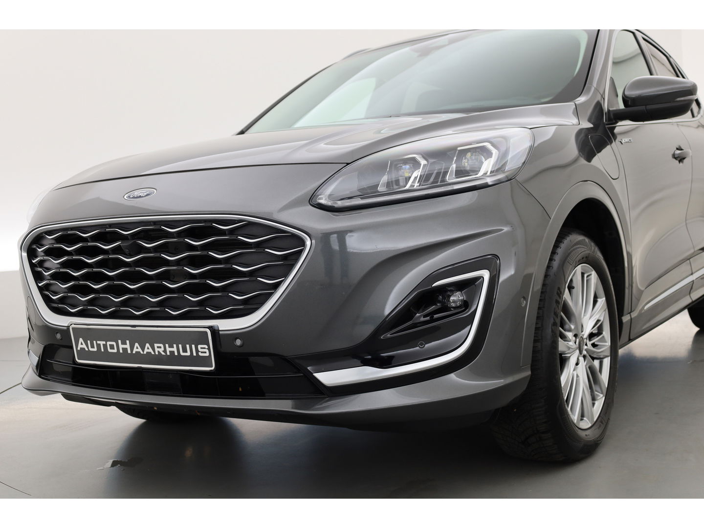 Ford Kuga 2.5 PHEV Vignale | Winterpack | Elek. Trekhaak | HUD | Keyless | B&O | CarPlay | Adapt. Cruise | Camera  | Leder | Elek. Bestuurderst.