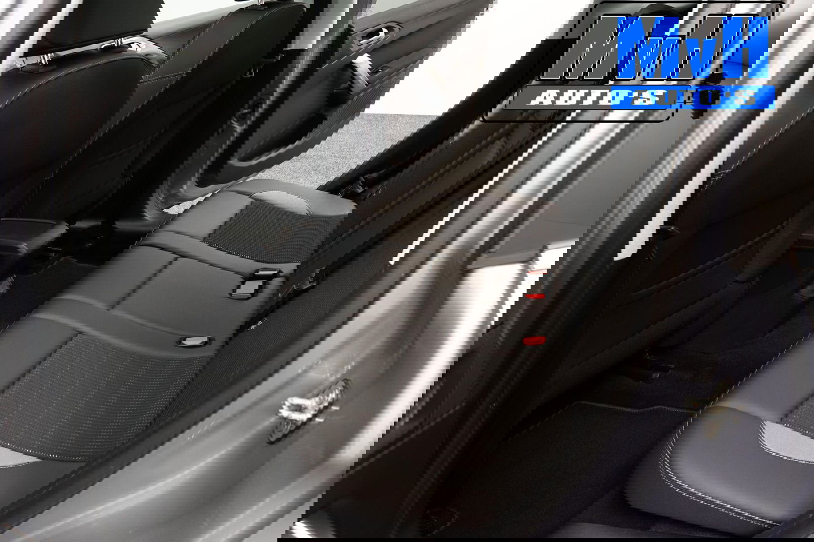 Peugeot 2008 1.2 PureTech Allure|AUTOMAAT|PANO|CLIMA|CARPLAY