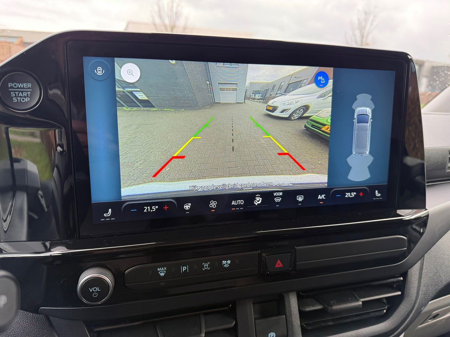 Ford Transit Custom 320 2.5 PHEV L2H1 Sport